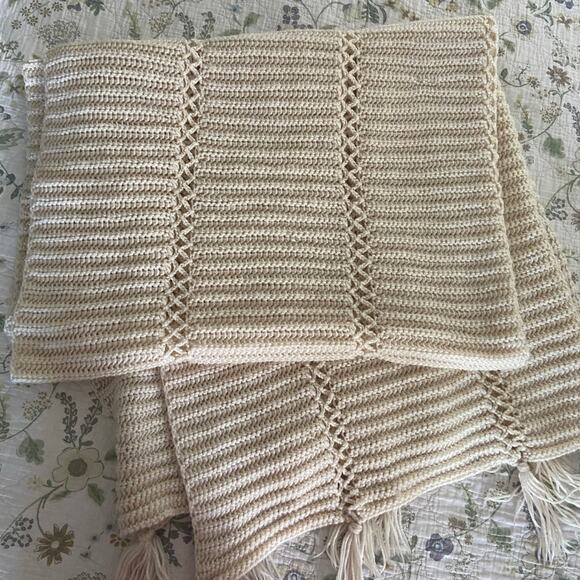 Hand Made Ivory Oatmeal Cream Colored Afghan Throw 88x56 - Picture 1 of 5